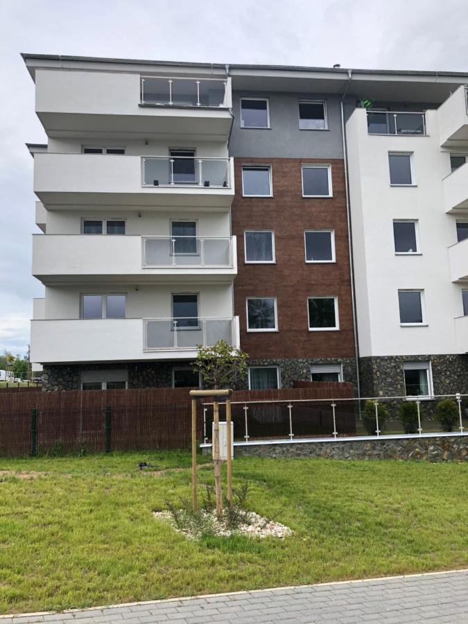 Apartament Happiness Еленя-Гура Экстерьер фото